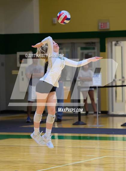 Thumbnail 1 in Sanderson @ Cardinal Gibbons photogallery.
