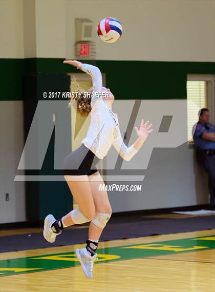 Thumbnail 1 in Sanderson @ Cardinal Gibbons photogallery.