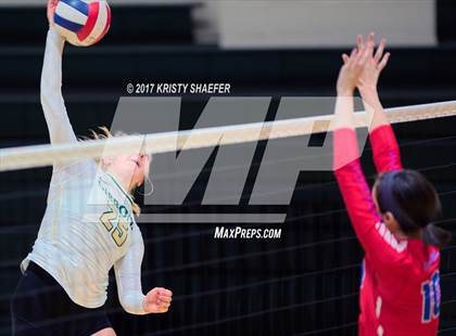 Thumbnail 1 in Sanderson @ Cardinal Gibbons photogallery.