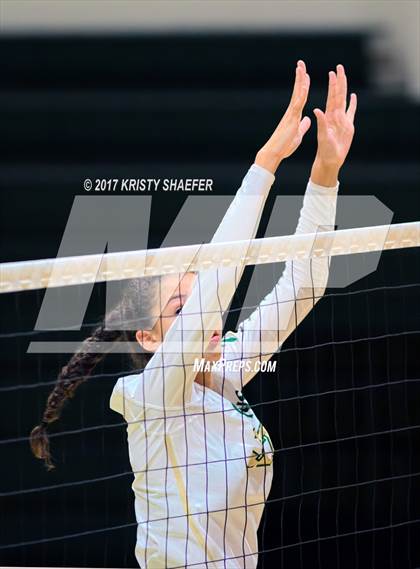 Thumbnail 1 in Sanderson @ Cardinal Gibbons photogallery.
