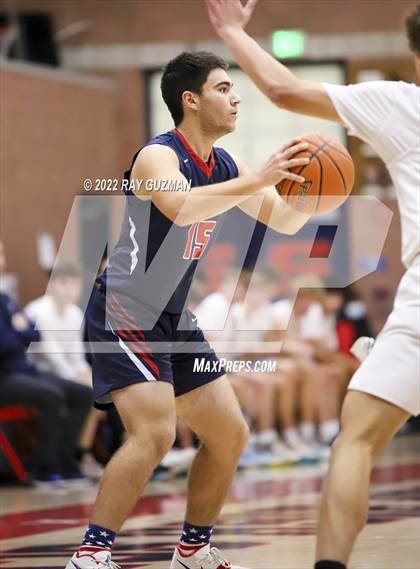 Thumbnail 1 in Tulare Western vs. Clovis East photogallery.