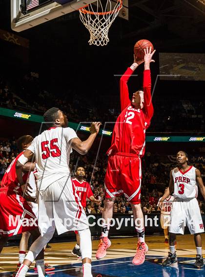 Thumbnail 3 in Bridgeport Central vs. Fairfield Prep (CIAC Class LL Final) photogallery.