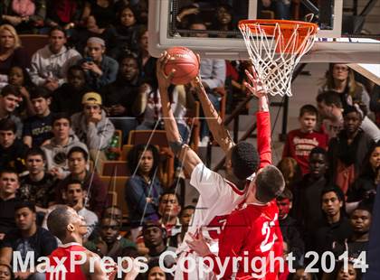 Thumbnail 3 in Bridgeport Central vs. Fairfield Prep (CIAC Class LL Final) photogallery.