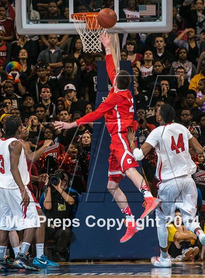 Thumbnail 3 in Bridgeport Central vs. Fairfield Prep (CIAC Class LL Final) photogallery.