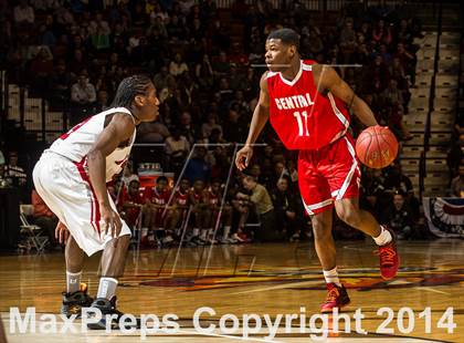 Thumbnail 3 in Bridgeport Central vs. Fairfield Prep (CIAC Class LL Final) photogallery.
