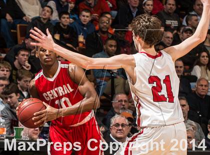 Thumbnail 2 in Bridgeport Central vs. Fairfield Prep (CIAC Class LL Final) photogallery.