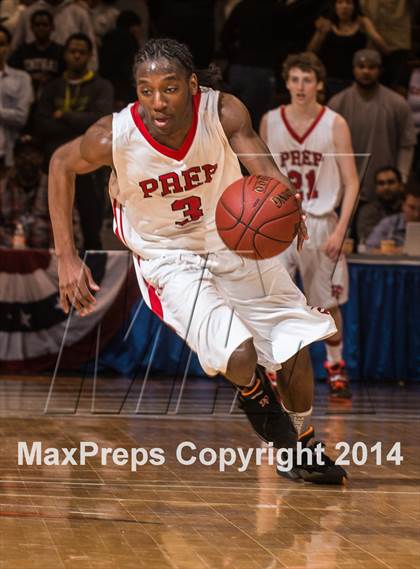 Thumbnail 2 in Bridgeport Central vs. Fairfield Prep (CIAC Class LL Final) photogallery.