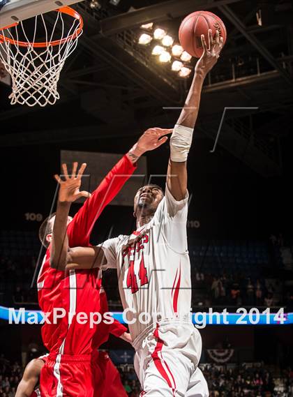 Thumbnail 2 in Bridgeport Central vs. Fairfield Prep (CIAC Class LL Final) photogallery.