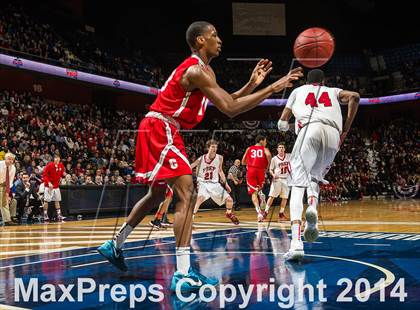 Thumbnail 1 in Bridgeport Central vs. Fairfield Prep (CIAC Class LL Final) photogallery.