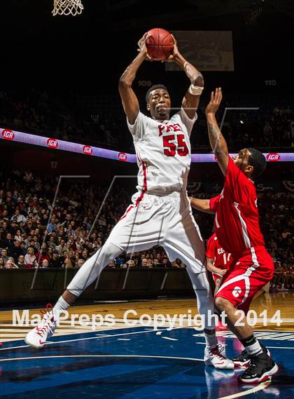 Thumbnail 3 in Bridgeport Central vs. Fairfield Prep (CIAC Class LL Final) photogallery.