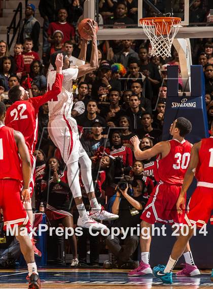 Thumbnail 3 in Bridgeport Central vs. Fairfield Prep (CIAC Class LL Final) photogallery.