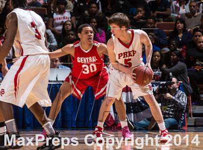Thumbnail 3 in Bridgeport Central vs. Fairfield Prep (CIAC Class LL Final) photogallery.