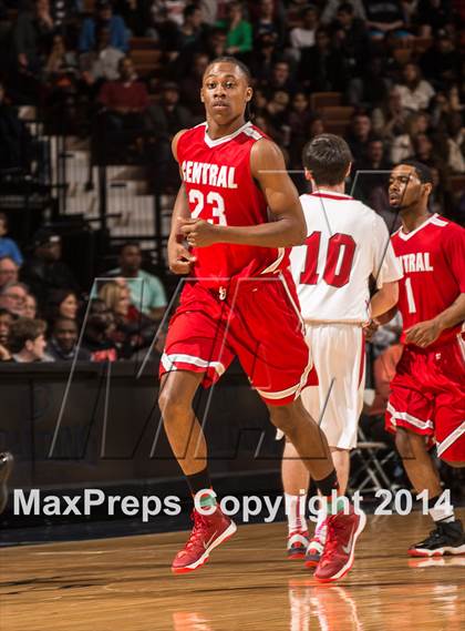 Thumbnail 1 in Bridgeport Central vs. Fairfield Prep (CIAC Class LL Final) photogallery.