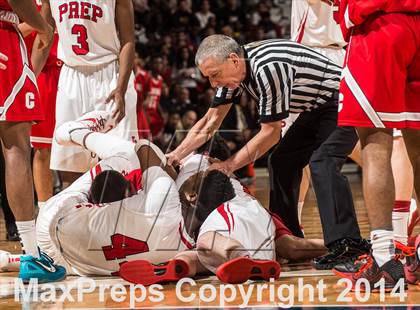 Thumbnail 3 in Bridgeport Central vs. Fairfield Prep (CIAC Class LL Final) photogallery.