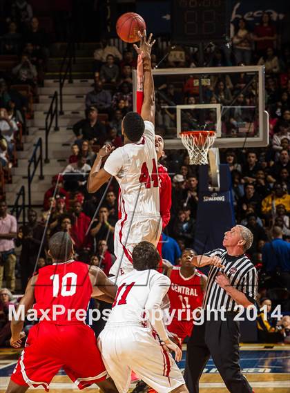 Thumbnail 1 in Bridgeport Central vs. Fairfield Prep (CIAC Class LL Final) photogallery.