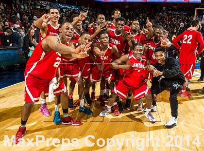 Thumbnail 2 in Bridgeport Central vs. Fairfield Prep (CIAC Class LL Final) photogallery.