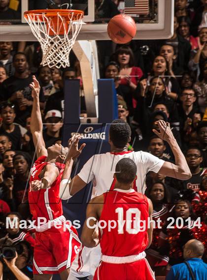 Thumbnail 2 in Bridgeport Central vs. Fairfield Prep (CIAC Class LL Final) photogallery.