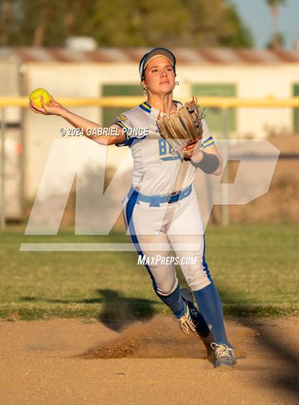 Thumbnail 3 in Brawley @ Holtville photogallery.