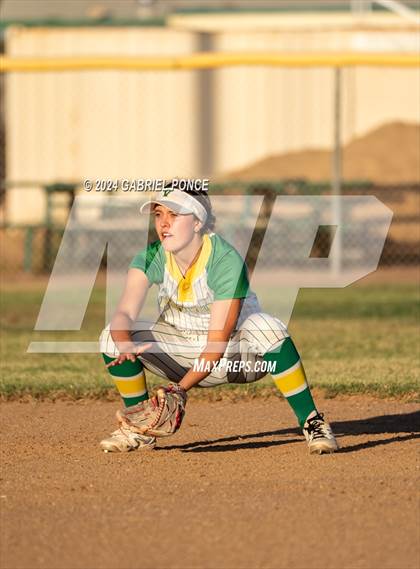 Thumbnail 3 in Brawley @ Holtville photogallery.