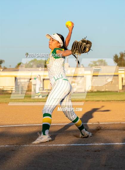 Thumbnail 3 in Brawley @ Holtville photogallery.
