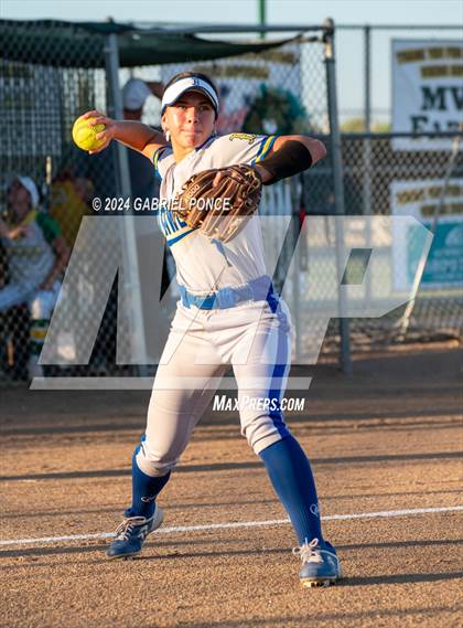 Thumbnail 3 in Brawley @ Holtville photogallery.