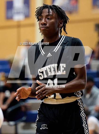 Thumbnail 1 in Steele @ Boerne-Champion photogallery.