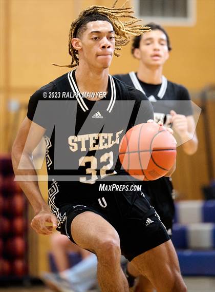 Thumbnail 2 in Steele @ Boerne-Champion photogallery.