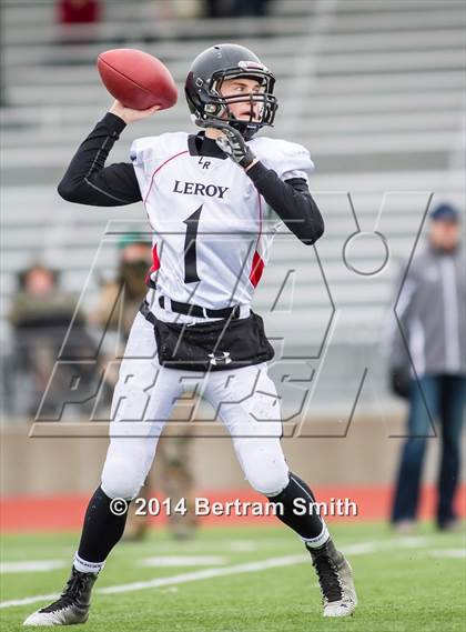 Thumbnail 3 in Le Roy vs. Maple Grove/Chautauqua Lake (NYSPHSAA Class C Regional Final) photogallery.