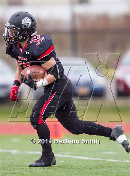 Thumbnail 1 in Le Roy vs. Maple Grove/Chautauqua Lake (NYSPHSAA Class C Regional Final) photogallery.