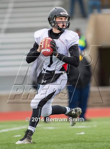 Thumbnail 1 in Le Roy vs. Maple Grove/Chautauqua Lake (NYSPHSAA Class C Regional Final) photogallery.