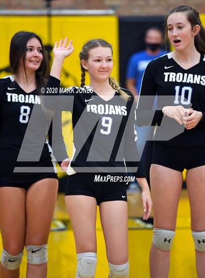 Thumbnail 3 in Valley Christian @ Snowflake (AIA 3A Semifinal) photogallery.