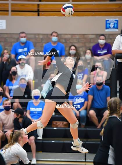 Thumbnail 1 in Valley Christian @ Snowflake (AIA 3A Semifinal) photogallery.