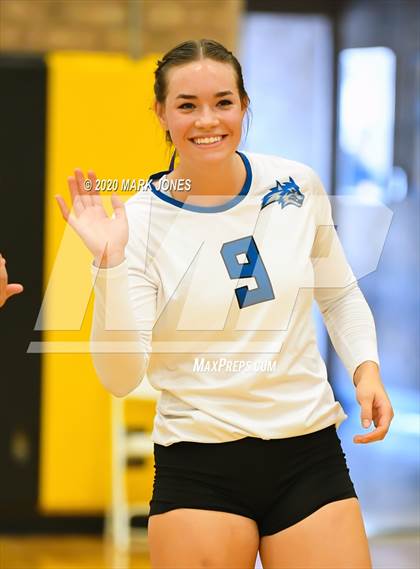Thumbnail 1 in Valley Christian @ Snowflake (AIA 3A Semifinal) photogallery.