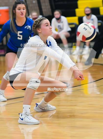 Thumbnail 1 in Valley Christian @ Snowflake (AIA 3A Semifinal) photogallery.