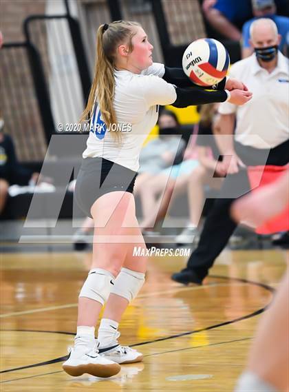 Thumbnail 3 in Valley Christian @ Snowflake (AIA 3A Semifinal) photogallery.