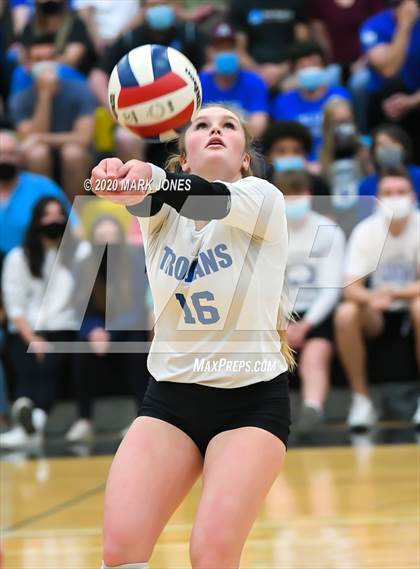 Thumbnail 1 in Valley Christian @ Snowflake (AIA 3A Semifinal) photogallery.