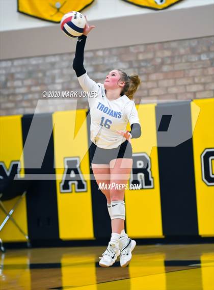Thumbnail 2 in Valley Christian @ Snowflake (AIA 3A Semifinal) photogallery.