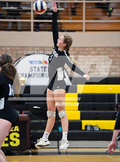 Thumbnail 3 in Valley Christian @ Snowflake (AIA 3A Semifinal) photogallery.