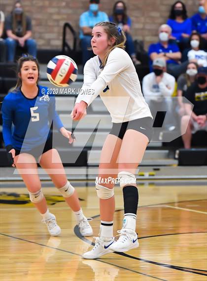 Thumbnail 1 in Valley Christian @ Snowflake (AIA 3A Semifinal) photogallery.