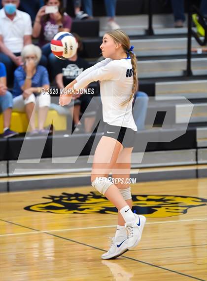 Thumbnail 3 in Valley Christian @ Snowflake (AIA 3A Semifinal) photogallery.