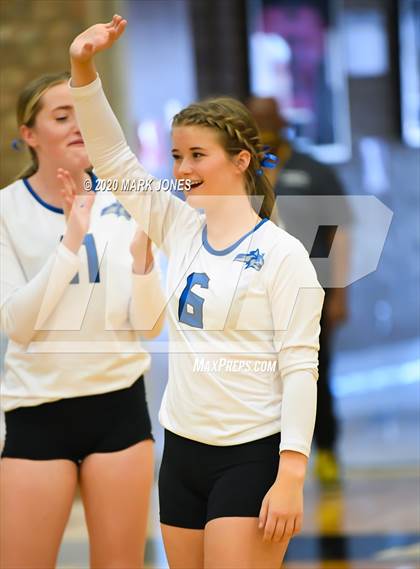 Thumbnail 1 in Valley Christian @ Snowflake (AIA 3A Semifinal) photogallery.