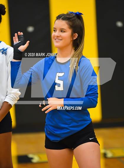 Thumbnail 2 in Valley Christian @ Snowflake (AIA 3A Semifinal) photogallery.