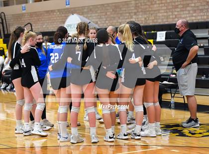 Thumbnail 2 in Valley Christian @ Snowflake (AIA 3A Semifinal) photogallery.