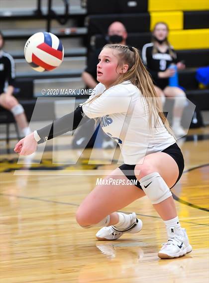 Thumbnail 2 in Valley Christian @ Snowflake (AIA 3A Semifinal) photogallery.