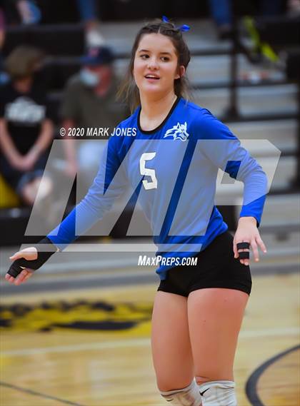 Thumbnail 3 in Valley Christian @ Snowflake (AIA 3A Semifinal) photogallery.