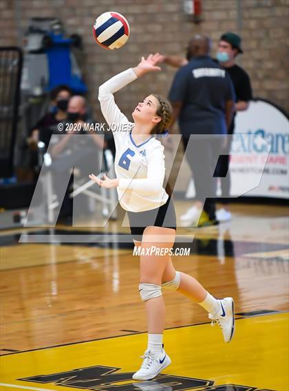 Thumbnail 2 in Valley Christian @ Snowflake (AIA 3A Semifinal) photogallery.