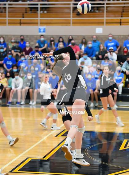 Thumbnail 1 in Valley Christian @ Snowflake (AIA 3A Semifinal) photogallery.