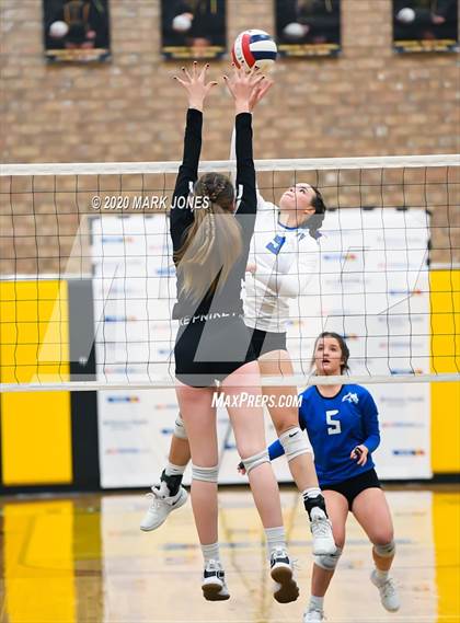 Thumbnail 3 in Valley Christian @ Snowflake (AIA 3A Semifinal) photogallery.