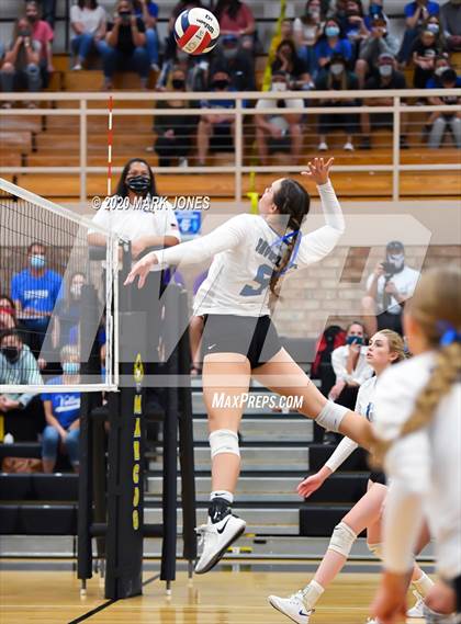 Thumbnail 3 in Valley Christian @ Snowflake (AIA 3A Semifinal) photogallery.