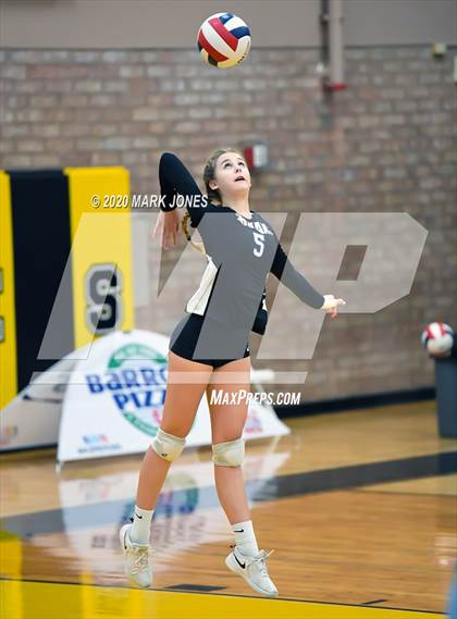 Thumbnail 3 in Valley Christian @ Snowflake (AIA 3A Semifinal) photogallery.